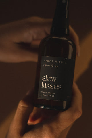 Hygge nights - Mgiełka do poduszek - slow kisses 100ml