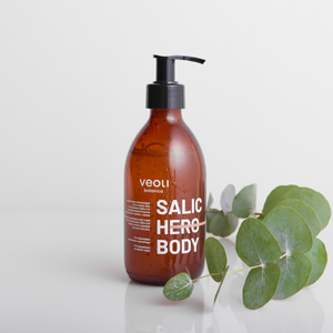 Oczyszczająco-złuszczający żel do mycia ciała - salic hero body 280ml