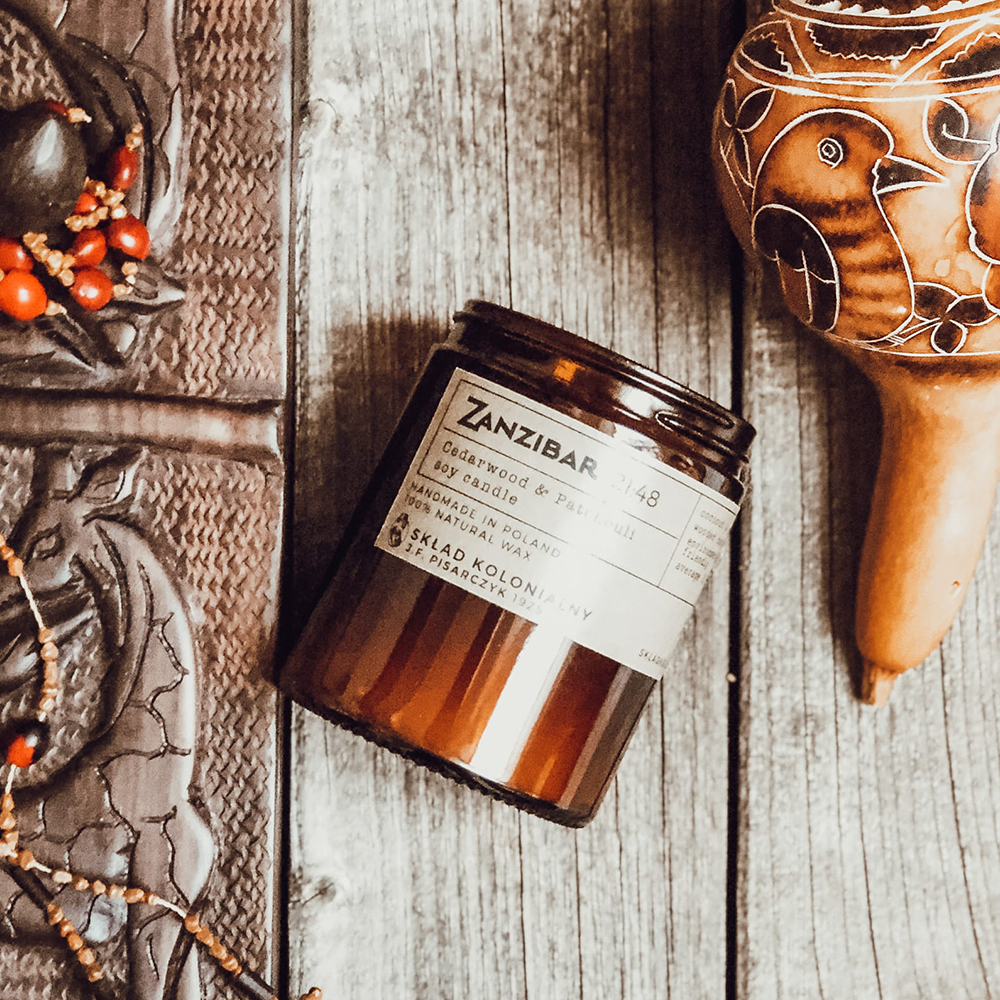 Świeca Zanzibar - cedarwood & patchouli 180ml